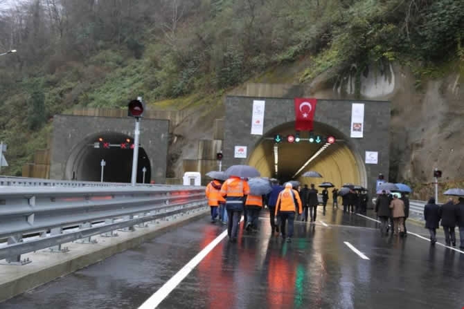 Cankurtaran Tüneli ulaşıma açıldı galerisi resim 16