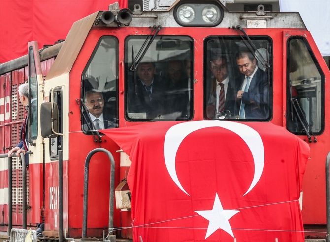 Ahmet Arslan, Gebze-Halkalı Banliyö Hattı'nda galerisi resim 9