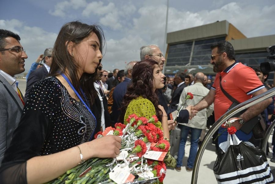 Yüksekova Havalimanı açıldı galerisi resim 26