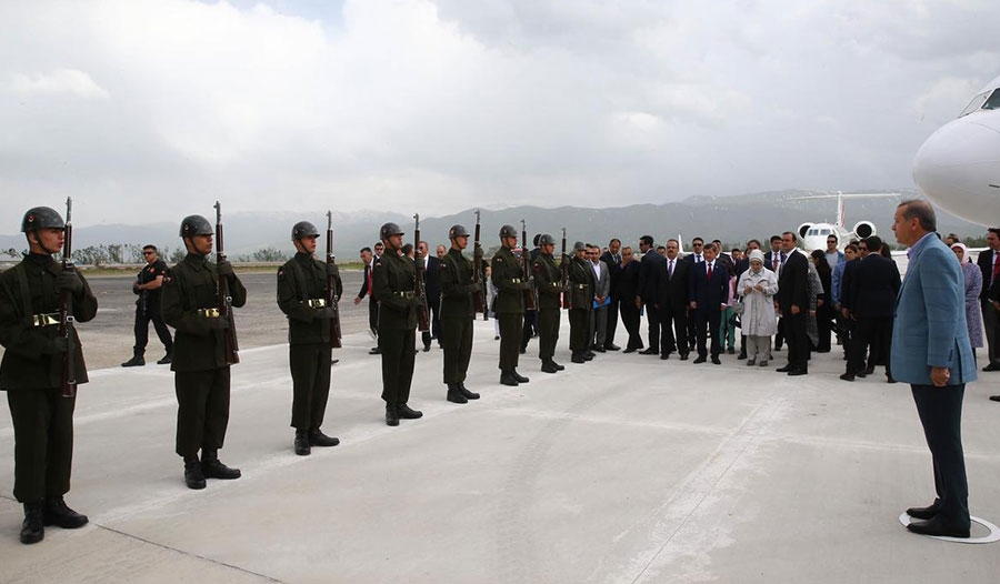 Yüksekova Havalimanı açıldı galerisi resim 9