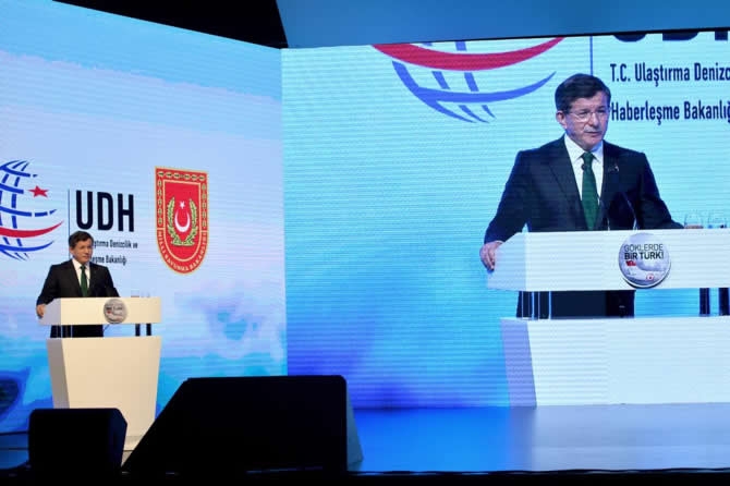 Başbakan Ahmet Davutoğlu, Yerli Uçak Projesinin Tanıtımını Yaptı galerisi resim 1