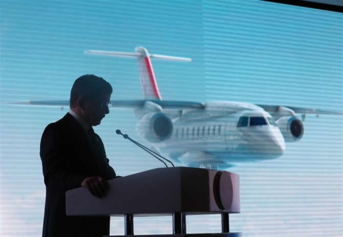 Başbakan Ahmet Davutoğlu, Yerli Uçak Projesinin Tanıtımını Yaptı galerisi resim 16
