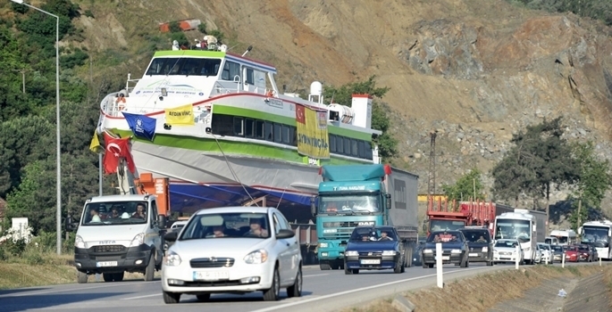 Gemi karadan böyle taşındı galerisi resim 2