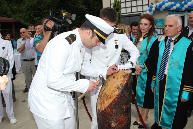 Turgut Kıran Denizcilik Yüksekokulu’nda 2. mezuniyet heyecanı galerisi resim 15