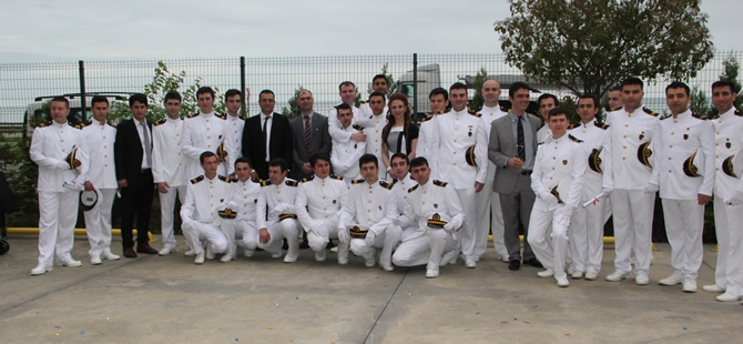 Turgut Kıran Denizcilik Yüksekokulu’nda 2. mezuniyet heyecanı galerisi resim 19