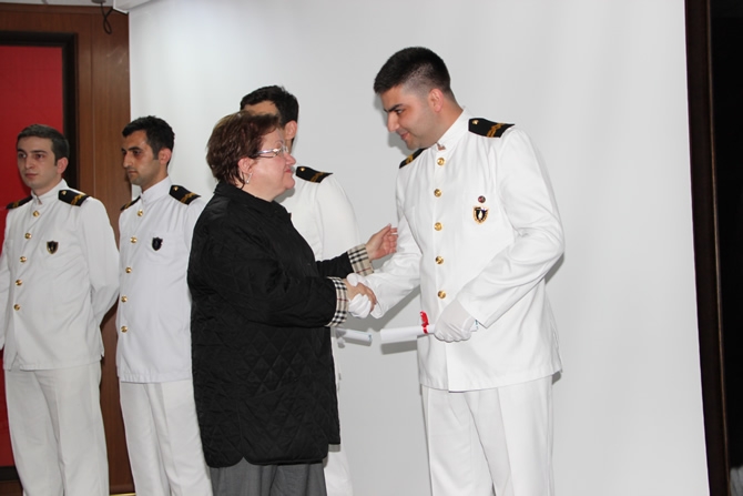 Turgut Kıran Denizcilik Yüksekokulu’nda 2. mezuniyet heyecanı galerisi resim 7