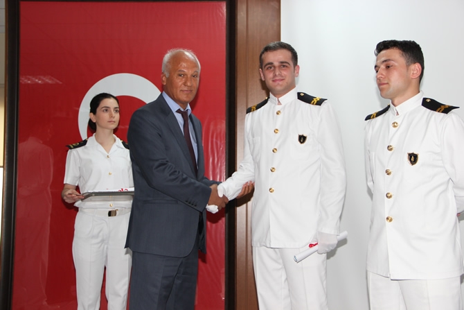 Turgut Kıran Denizcilik Yüksekokulu’nda 2. mezuniyet heyecanı galerisi resim 8