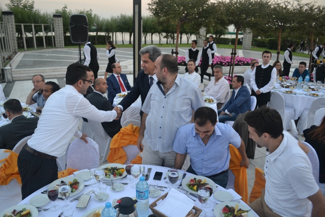 UND, üyeleriyle iftarda buluştu galerisi resim 21