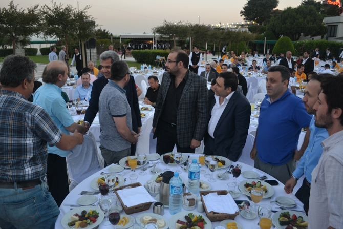 UND, üyeleriyle iftarda buluştu galerisi resim 28