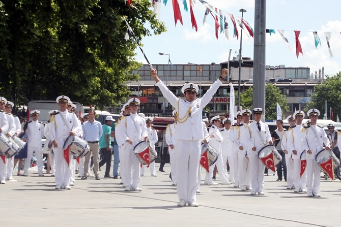 İstanbul'da 1 Temmuz Denizcilik ve Kabotaj Bayramı Kutlamaları galerisi resim 17