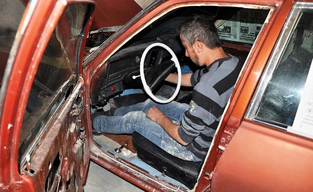 Klasik otomobillere hayat veriyorlar galerisi resim 8