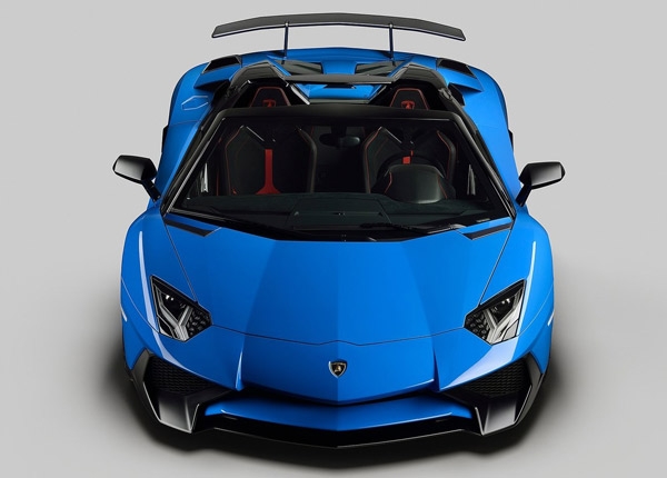 Lamborghini Aventador SV Roadster galerisi resim 1