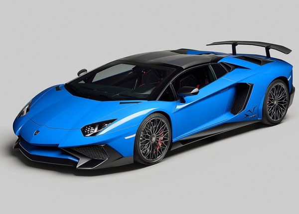 Lamborghini Aventador SV Roadster galerisi resim 2