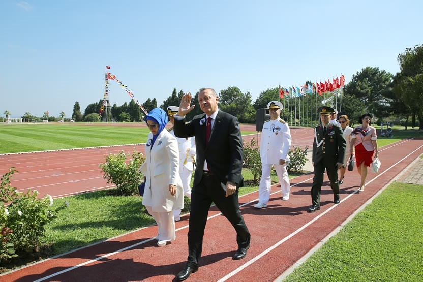 'Mavi Vatan'ın 223 yeni neferi diplomalarını aldı galerisi resim 1