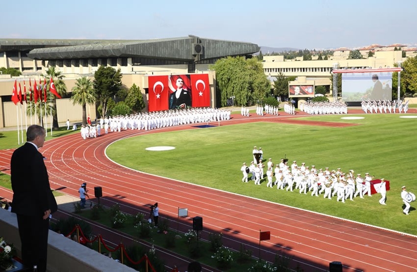 'Mavi Vatan'ın 223 yeni neferi diplomalarını aldı galerisi resim 10