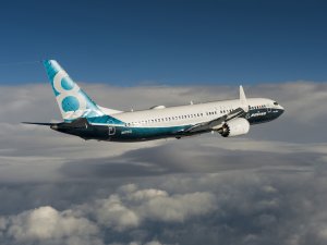 Boeing 737 MAX'ın uçuşları durdurdu