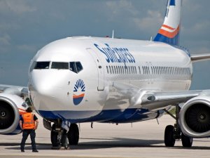 SunExpress'in yeni uçağı havalandı