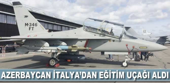 Azerbaycan İtalya'dan eğitim uçağı aldı