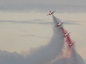 Türk Yıldızları ve SoloTürk Samsun'da büyüledi