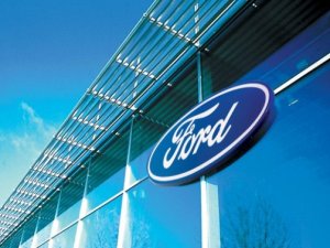 Ford'un CEO'su değişti
