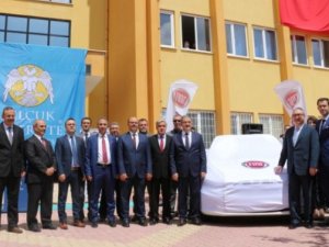 Tofaş Selçuk Üniversitesi'ne Egea verdi