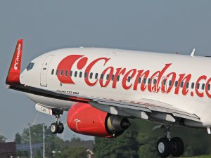 Corendon'un Amsterdam uçağı Antalya'ya acil iniş yaptı