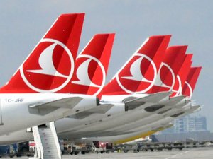 THY'nin İstanbul-İzmir uçağı pist başından geri döndü