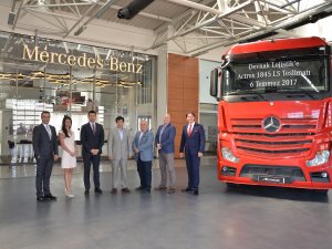 Mercedes-Benz Türk'ten Devnak Lojistik'e Actros teslimatı