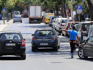 Başkentte yol boyu otoparklar yeniden ücretli olacak