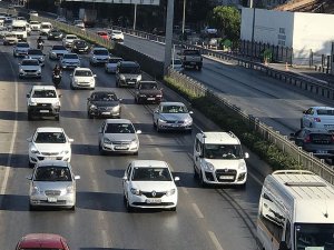İZDENİZ'deki grev İzmir trafiğini kilitledi
