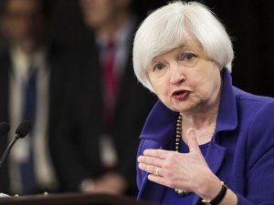 Ekonomistler Yellen'in Fed'e veda edeceğini öngörüyor