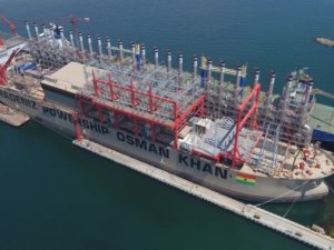 Dünyanın en büyük enerji gemisi Gana'ya yola çıkıyor
