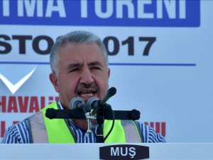 Ahmet Arslan: Türkiye'yi dünyanın havacılık merkezi haline getirdik