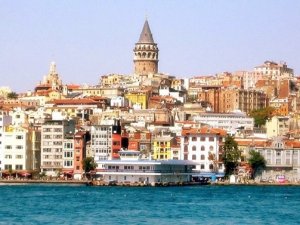 İstanbul'a altı ayda 4 milyondan fazla turist geldi
