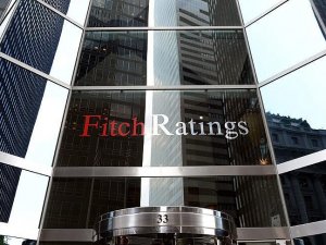 Fitch, küresel büyüme tahminlerini revize etti