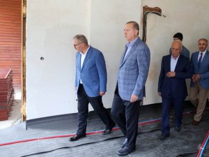 Cumhurbaşkanı Recep Tayyip Erdoğan, Rize-Artvin Havalimanı şantiyesini inceledi