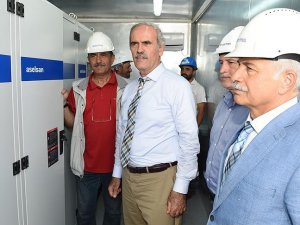 Türkiye'nin ilk yerli rüzgar gülü Bursa'daki RES'te