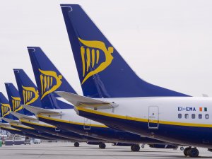 Ryanair alkol satışlarının sınırlandırılmasını istiyor