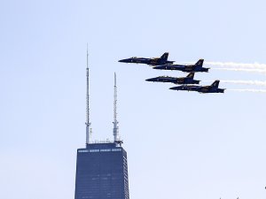 59. Chicago Hava ve Su Fuarı'nda hava akrobasi timleri nefes kesti