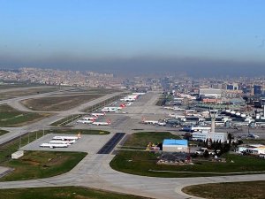 Atatürk Havalimanı'nda dün 202 bin yolcu hizmet aldı