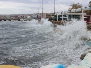 Deniz ulaşımına poyraz engeli