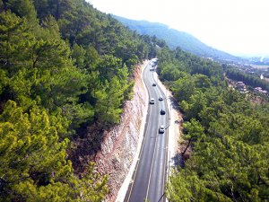 Turizm merkezlerinde 'drone' ile yol kontrolü