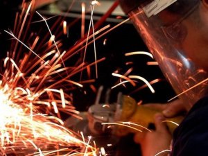 İmalat PMI 6,5 yılın zirvesine çıktı