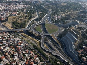 İzmir'deki tüneller ulaşımı rahatlatıyor