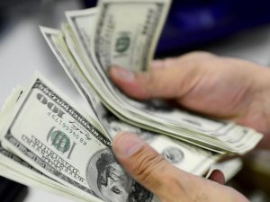 Dolar/TL güne yatay başladı