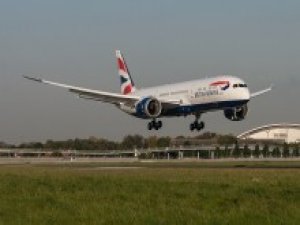British Airways'in İstanbul uçağı acil iniş yaptı