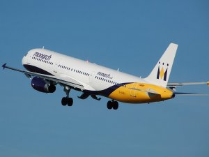 İngilizler, Monarch Airlines mağdurları için harekete geçti