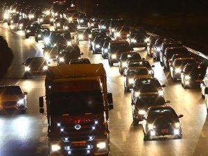 'İstanbul'daki trafik sıkışıklığının yıllık maliyeti 6 milyar lira'