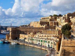 Malta'dan yabancı yatırımcıya göz kırpan bütçe