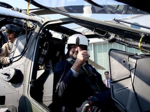 Pakistan Başbakanı Şahid Hakan Abbasi ATAK helikopteri ile test uçuşu yaptı